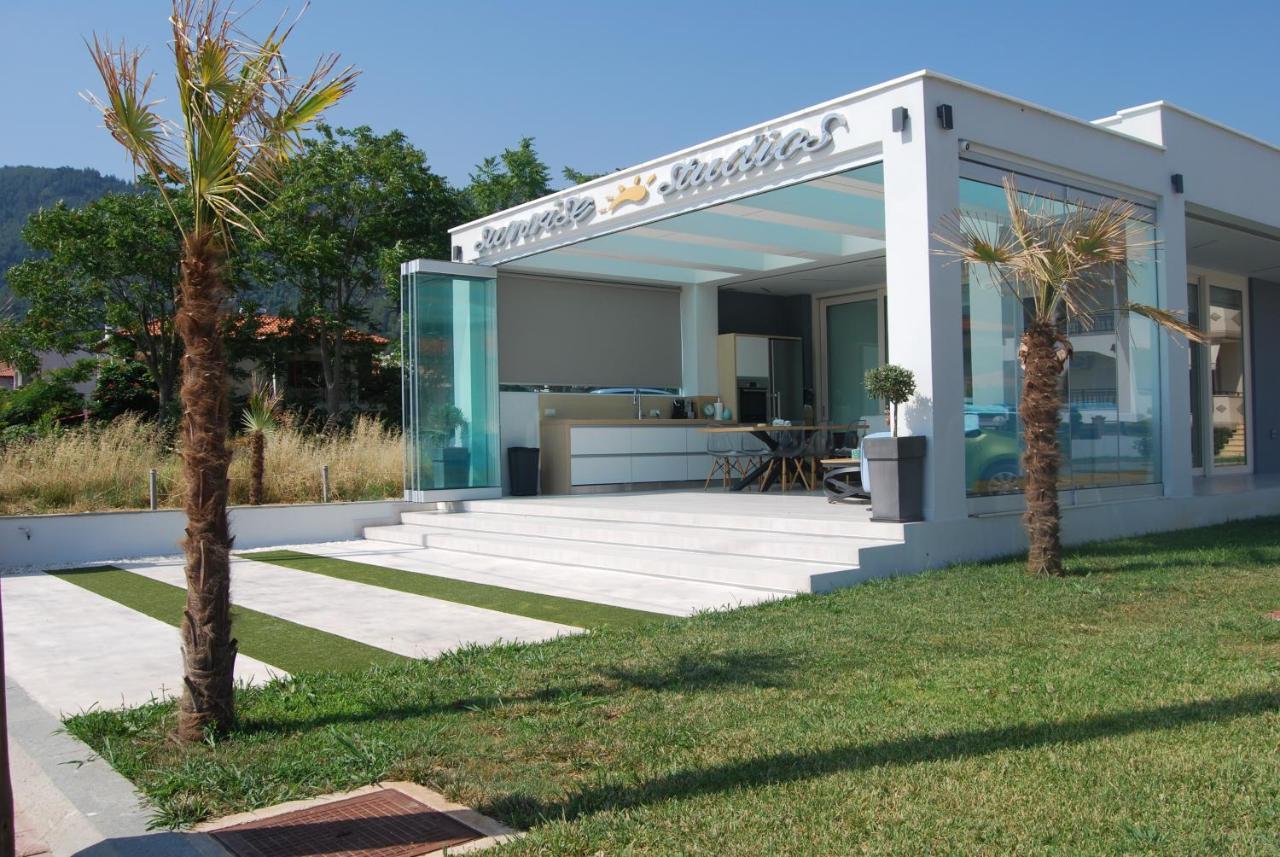 סקאלה פוטאמיאס Sunrise Studios Resort מראה חיצוני תמונה